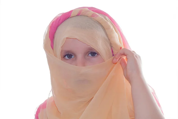 Bella musulmana. La chica en una bufanda — Foto de Stock