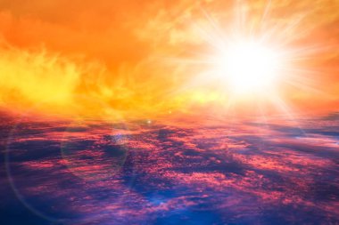 Günbatımında ve şafakta gökyüzü. Dramatik doğa geçmişi . 