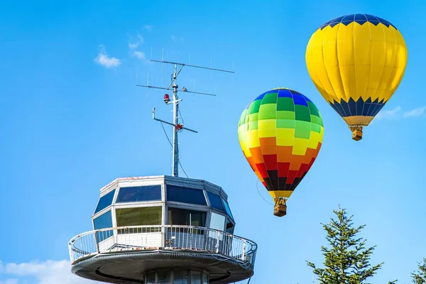 Globo Sobre Telón Fondo Del Cielo Puesta Del Sol Silencio — Foto de Stock