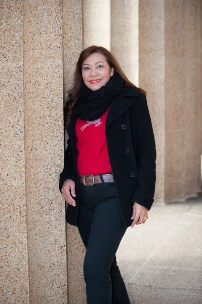 güzel Asyalı bir kadın açık atış