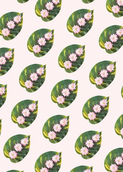 Patroon Gemaakt Van Groene Gele Bladeren Waarop Drie Lichtroze Bloemen — Stockfoto