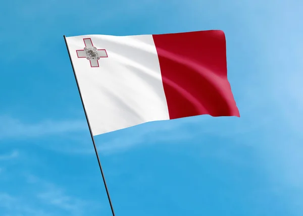 Bandera Malta Ondeando Alto Cielo Día Independencia Malta — Foto de Stock