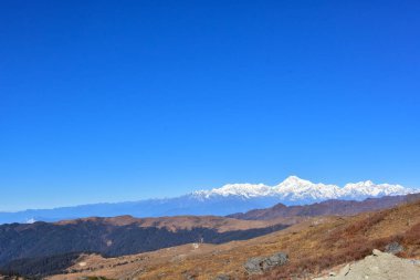 Sikkim 'den Kanchenjunga Dağı' nın panoramik ve görkemli manzarası