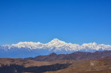 Sikkim 'den Kanchenjunga Dağı' nın panoramik ve görkemli manzarası