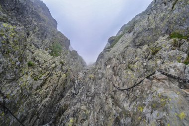 Güzel dağlar peyzaj fırtınası. Doğa . 