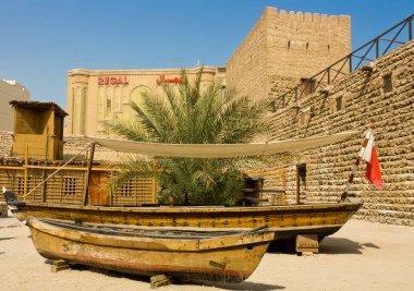 Dubai Müzesi, Birleşik Arap Emirlikleri 'nin Dubai şehrindeki ana müzedir. 1787 yılında inşa edilen Al Fahidi Kalesi 'nde yer almaktadır ve Dubai' nin mevcut en eski binasıdır. Birleşik Arap Emirlikleri Ekim 2010