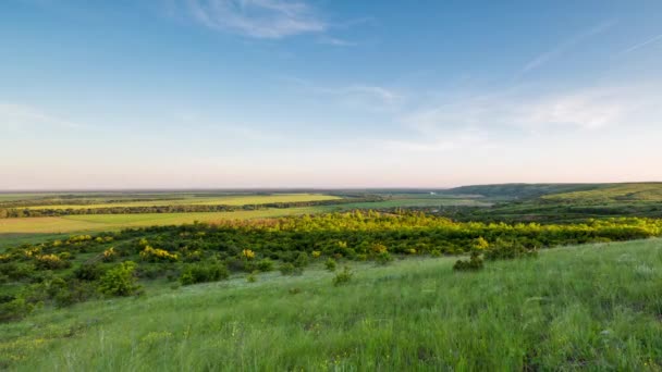 Coucher de soleil dans la steppe du Don 