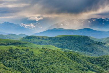 Rusya, Kafkas Dağları, Kabardey-çatışmalar işgalciler. Formatio