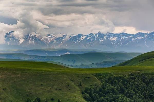 Rusya, Kafkas Dağları, Kabardey-çatışmalar işgalciler. Formatio