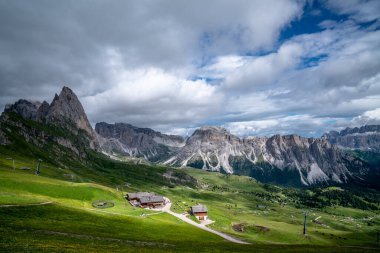 Baita Sofie Seceda 'nın çayırlarında