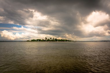Okyanustaki adalar