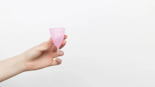 Närbild Hand Hålla Menstruation Kopp Upplösning Och Hög Kvalitet Vacker — Stockfoto