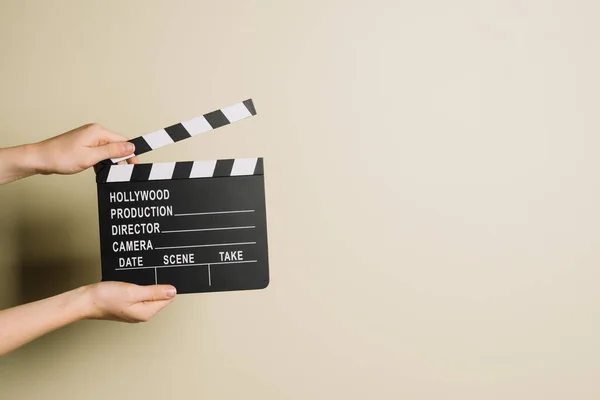 Crop Hands Clapperboard Resolution High Quality Beautiful Photo — Photo