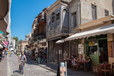 Yunanistan, eski Rethymnon, sokak kafesi