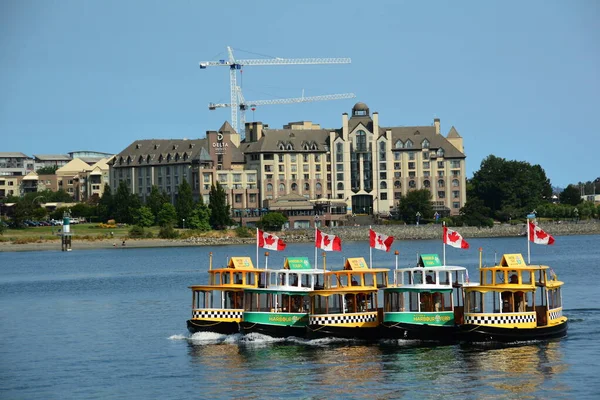 Victoria Water Taxi Giocare Nel Porto Interno Victoria Con Hotel — Foto Stock