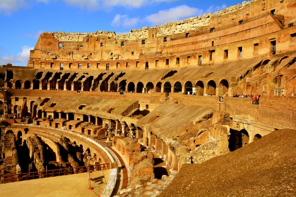 Roma Italia, 7 November 2013.One akan menemukan beberapa arsitektur, bangunan dan foto besar yang mengagumkan ops ketika seseorang mengunjungi Roma . — Stok Foto