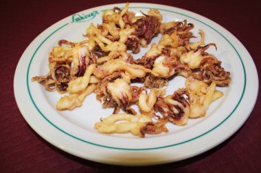 Geleneksel Valencia restoran mutfağı (Valencia, İspanya)