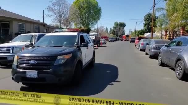 Reseda Californië Verenigde Staten Februari 2021 Lapd Agenten Bij Een — Stockvideo