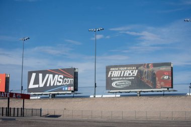 Las Vegas, Nevada / ABD - 25 Temmuz 2019: Las Vegas Yarış Pisti, Nellis AFB 'nin kuzeyi, 2020 yılı için bekleyen boş sezon