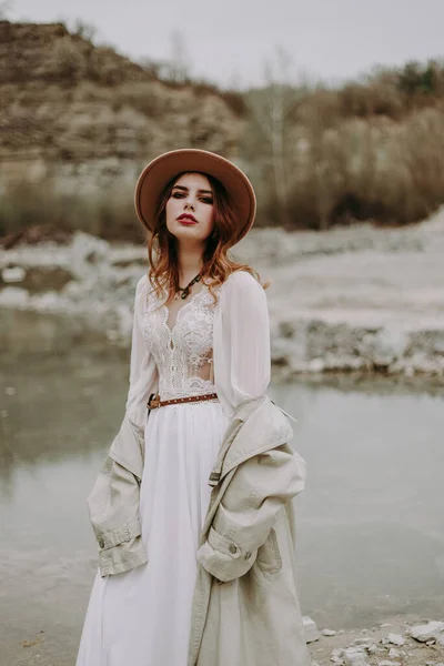 Pretty Young Girl White Dress Posing Outdoors Summer Lake — Stock Photo, Image