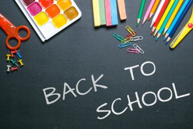 geri okul Beyaz tebeşir metne