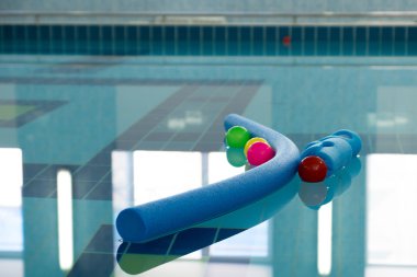 topları ve tüplerde su havuzu temizle