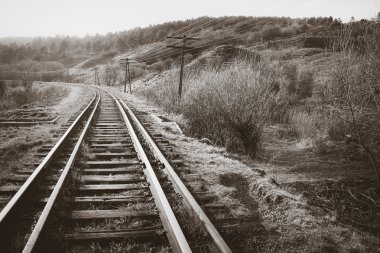 Tren rayları yatay sola dönün