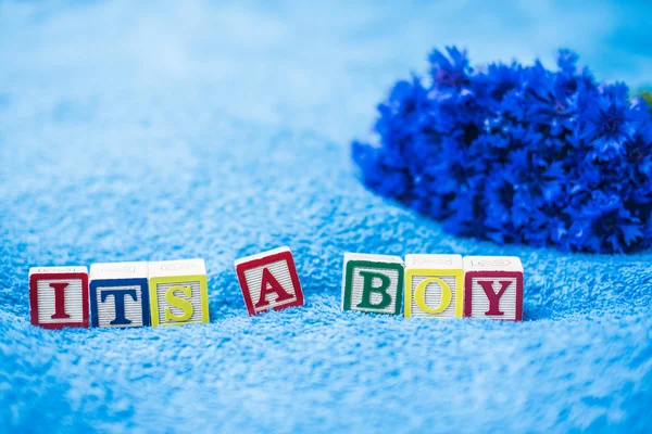 Es un anuncio de embarazo de niño — Foto de Stock