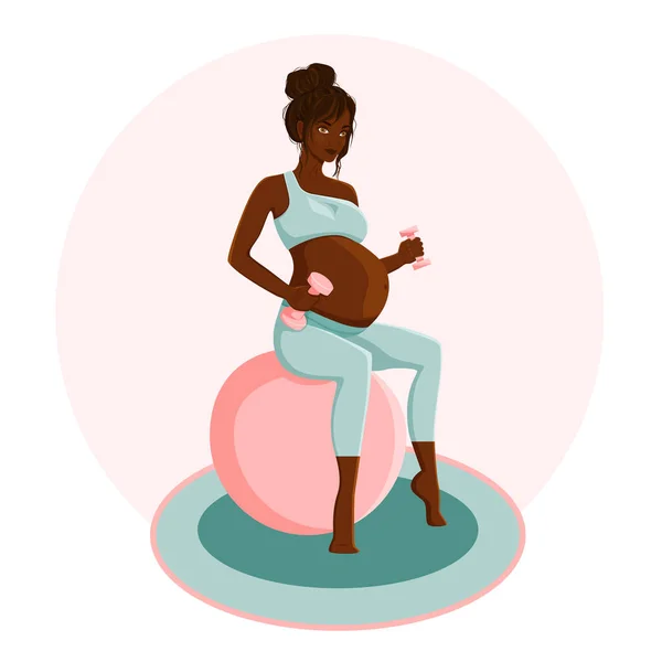 Zenci hamile kadın spora gider. Güzel bir kadın bir topun üzerine oturur ve dambılları tutar.. — Stok Vektör