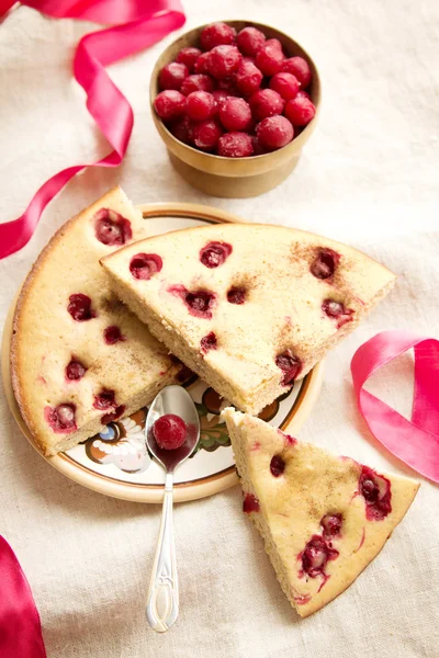 Tarta de cereza con cerezas congeladas — Foto de Stock