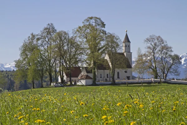Parish church i Dietramszell — Stockfoto