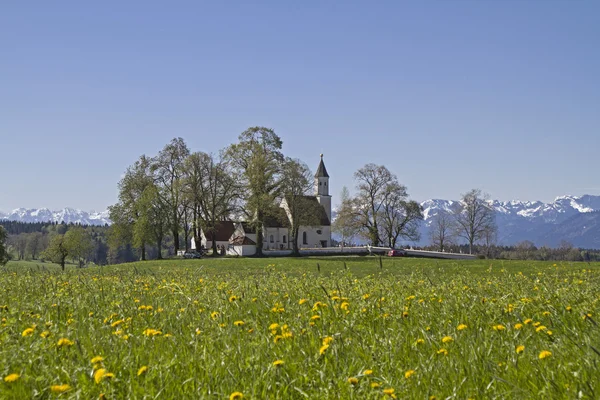 Parish church i Dietramszell — Stockfoto
