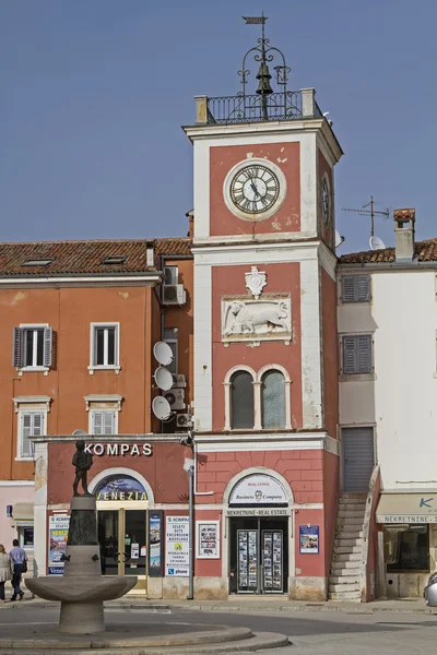 Wieża zegarowa w Rovinj — Zdjęcie stockowe