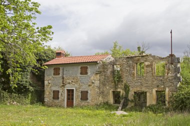 Yalnızlık garantilidir