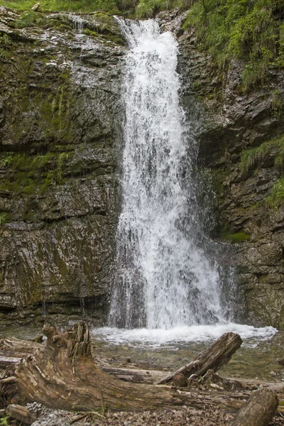 Wodospad Sillbach w dolinie Ursprung — Zdjęcie stockowe