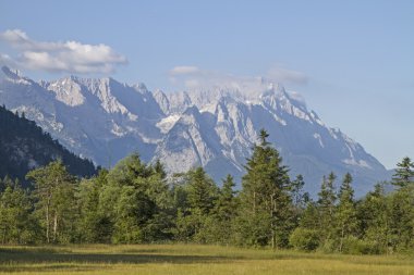 Loisach Vadisi'nde demirlemek 