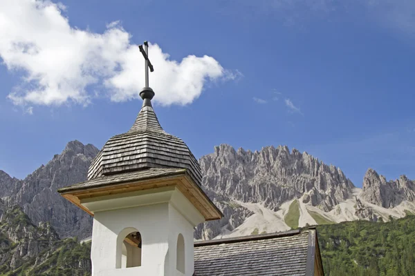 Capilla en las montañas de Karwendel — Foto de Stock