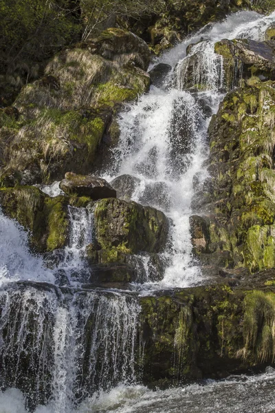 Vattenfall på Sognefjorden — Stockfoto