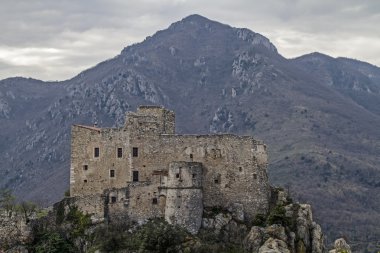 Castelveccio di Rocca Barbena