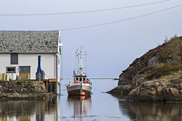 Barco pesquero noruego — Foto de Stock