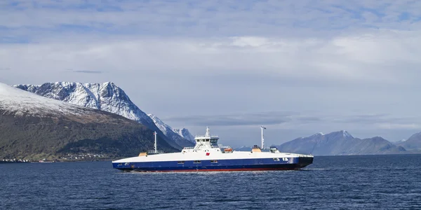 Ferry on the Storfjorden — Stock Photo, Image