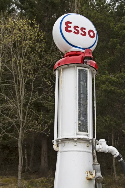 Old  petrol station — Stock Photo, Image