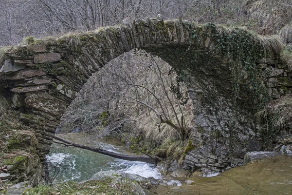 Ponte storico — Foto Stock