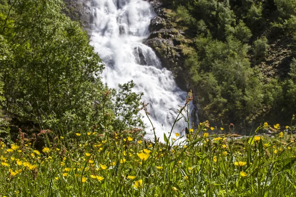 Hjellefossen — Fotografia de Stock