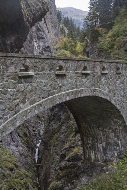 köprü üzerinden Mala