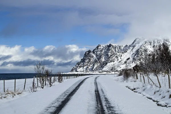 Onset of winter in Lofoten