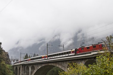 Gotthard tren Köprüsü