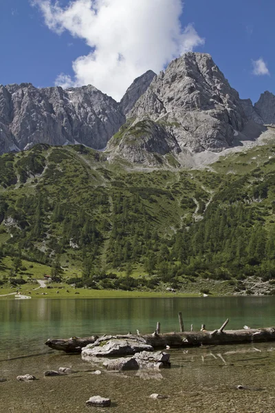 Lake Seeeben and Mieming mountains — Stock Photo, Image