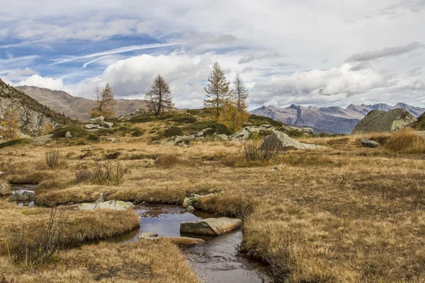 At Lago Aviolo — Stock Photo, Image