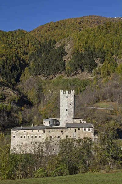 O castelo do príncipe em Burgeis — Fotografia de Stock